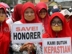 Kemendikdasmen Tegaskan Guru Honorer Tetap Bisa Mengajar di 2027